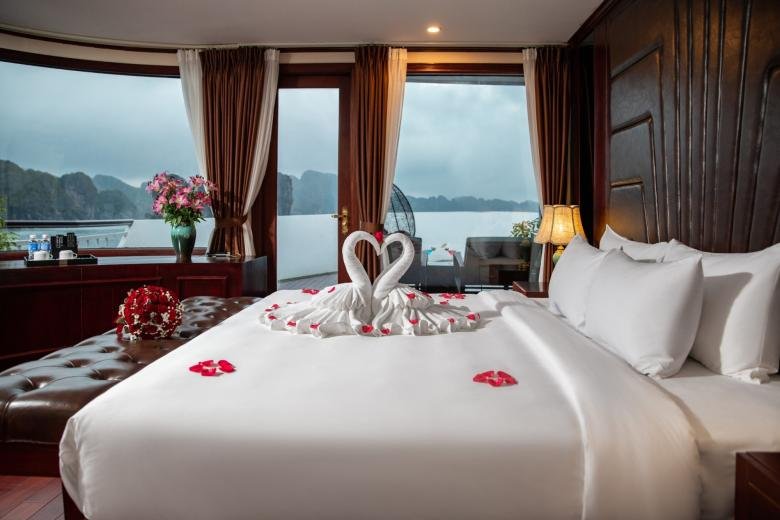 Ha Long Bay